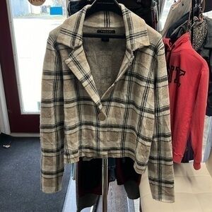 Tahari size medium, single button, blazer jacket